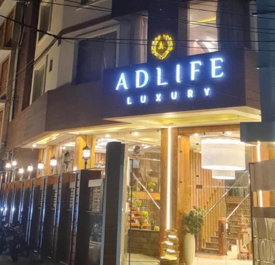 Hotel Adlife Luxury Srīnagar エクステリア 写真